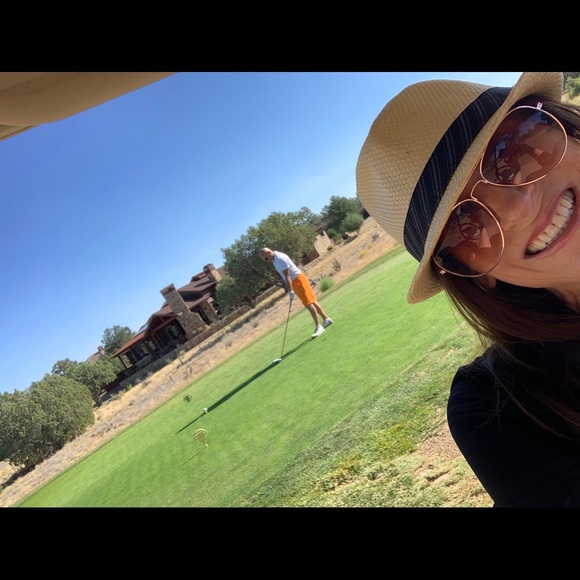 Meet your Posher, Connie - Picture 5 of 6